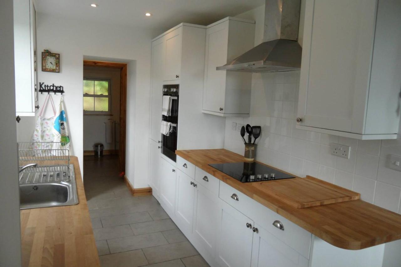 Farthings Hook Mill Holiday Cottage Henrys Moat Exterior photo