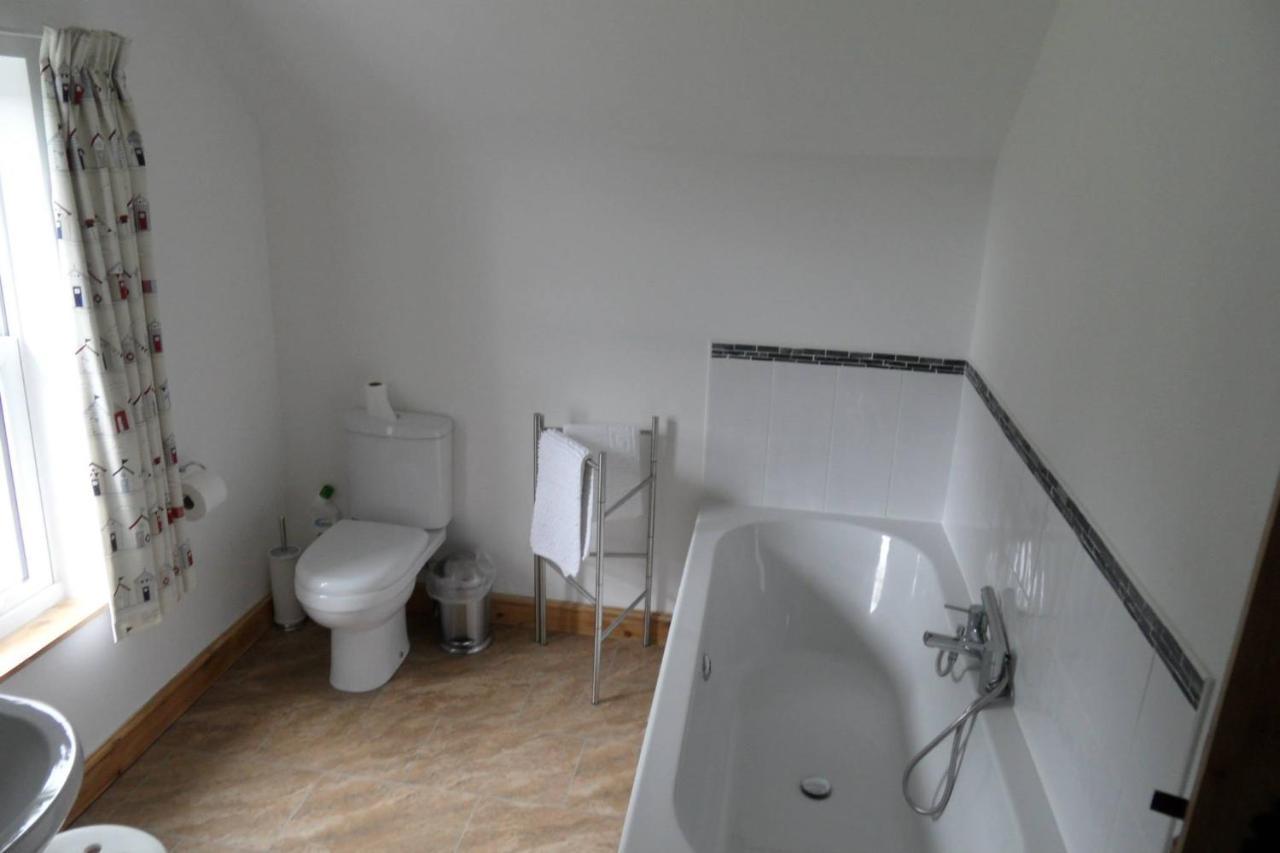 Farthings Hook Mill Holiday Cottage Henrys Moat Exterior photo